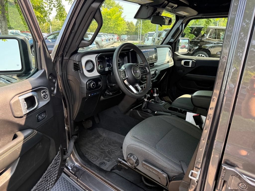 2024 Jeep Wrangler 4xe Sahara