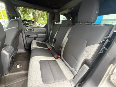 2023 Ford Bronco Base
