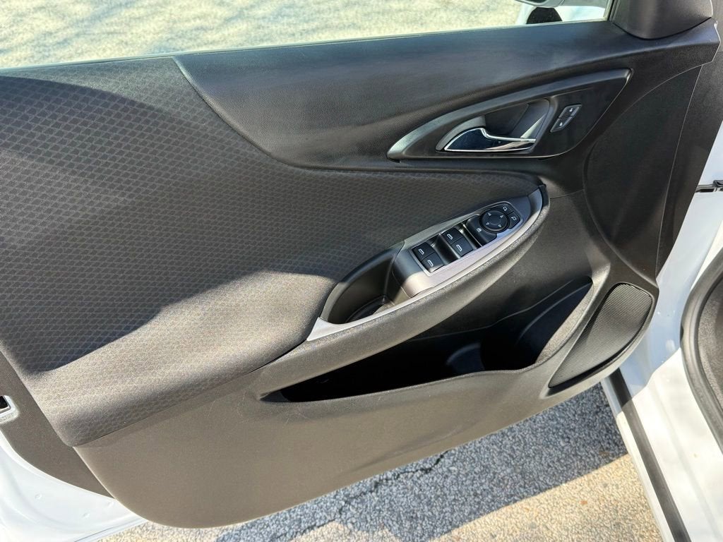 2020 Chevrolet Malibu LS