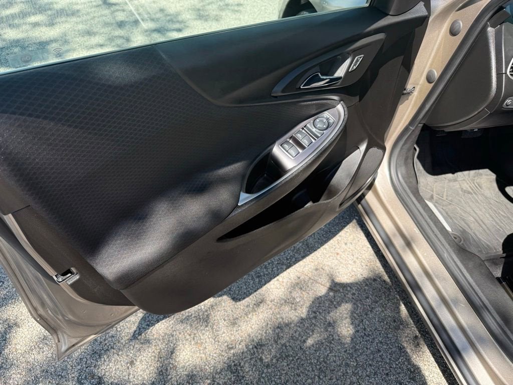 2022 Chevrolet Malibu LS