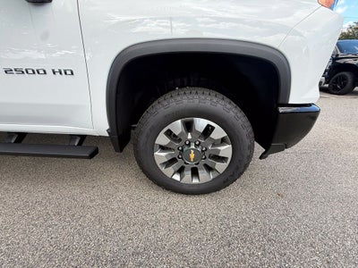 2026 Chevrolet Silverado 2500 HD Custom