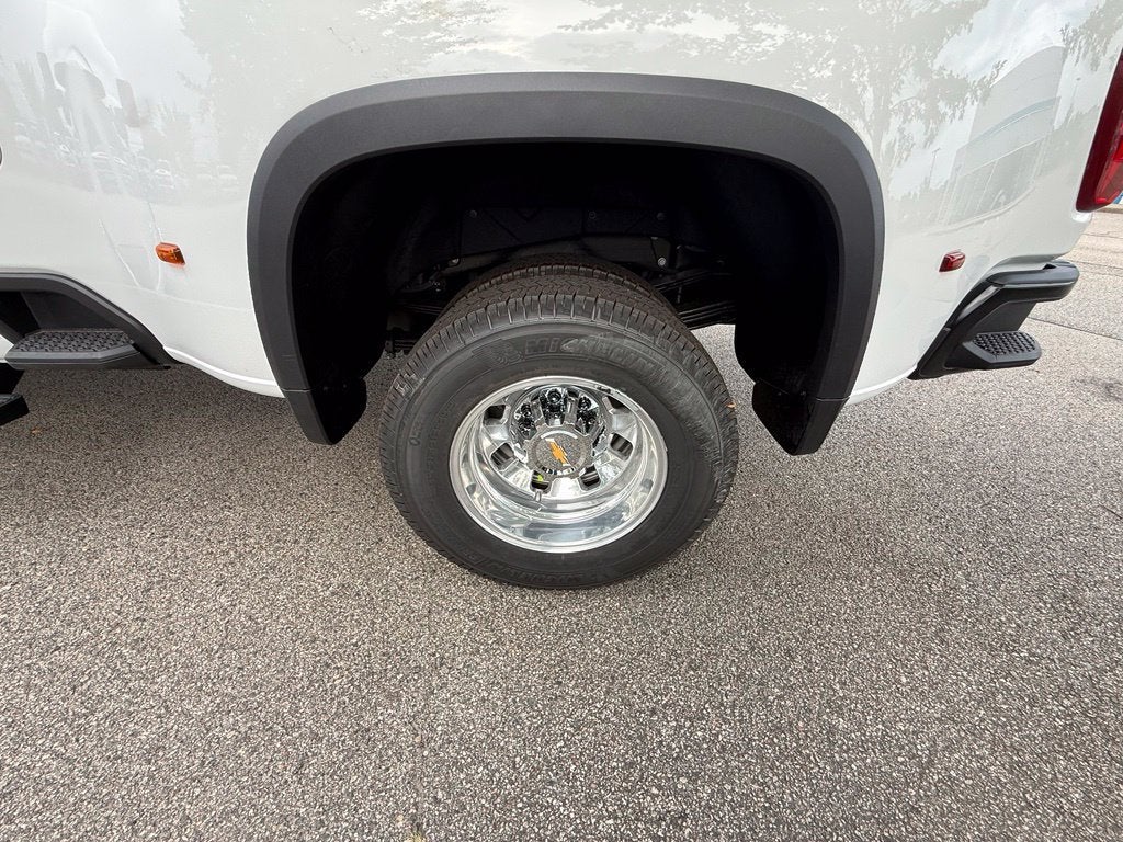 2026 Chevrolet Silverado 3500 HD WT DRW