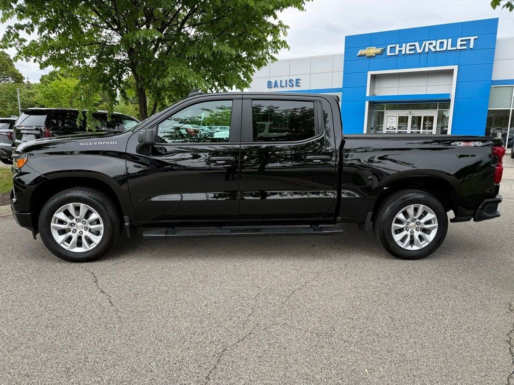 2024 Chevrolet Silverado 1500 Custom