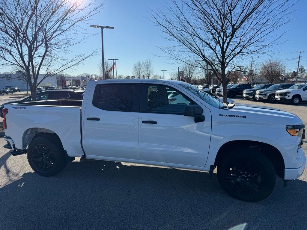 2023 Chevrolet Silverado 1500 Custom