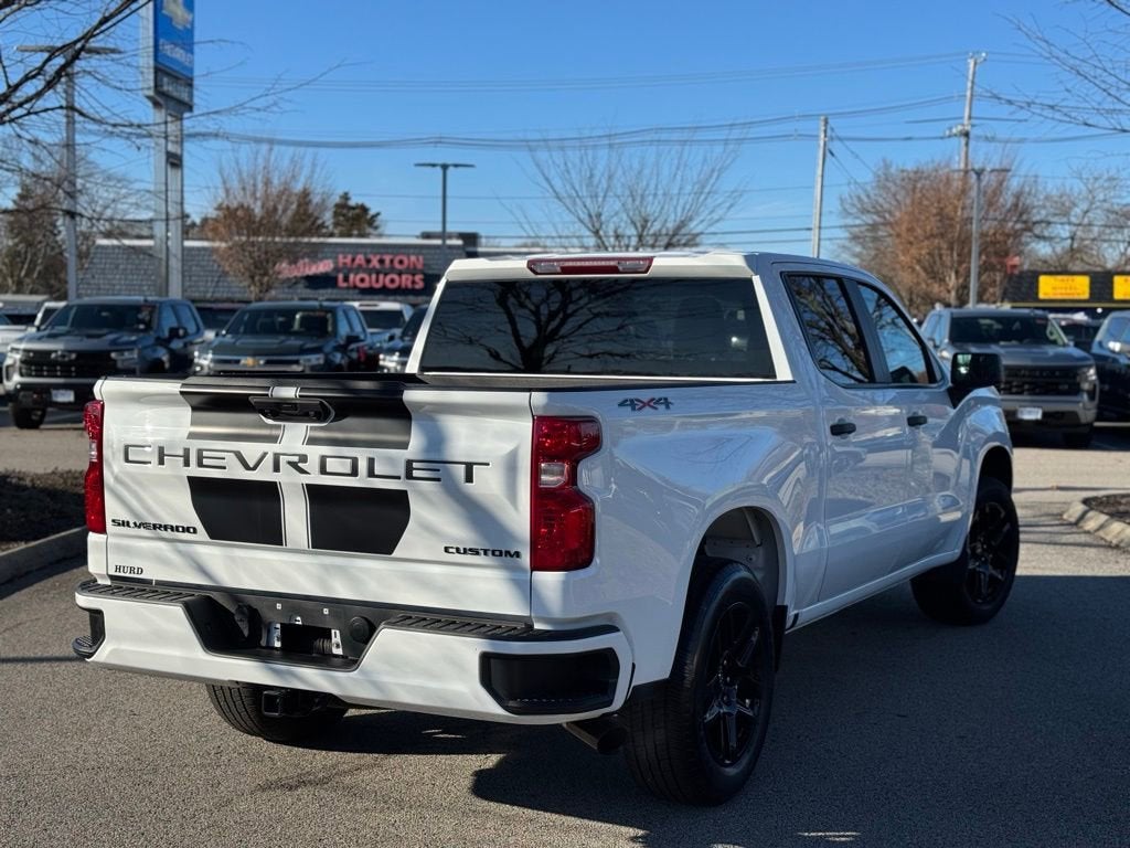 2023 Chevrolet Silverado 1500 Custom