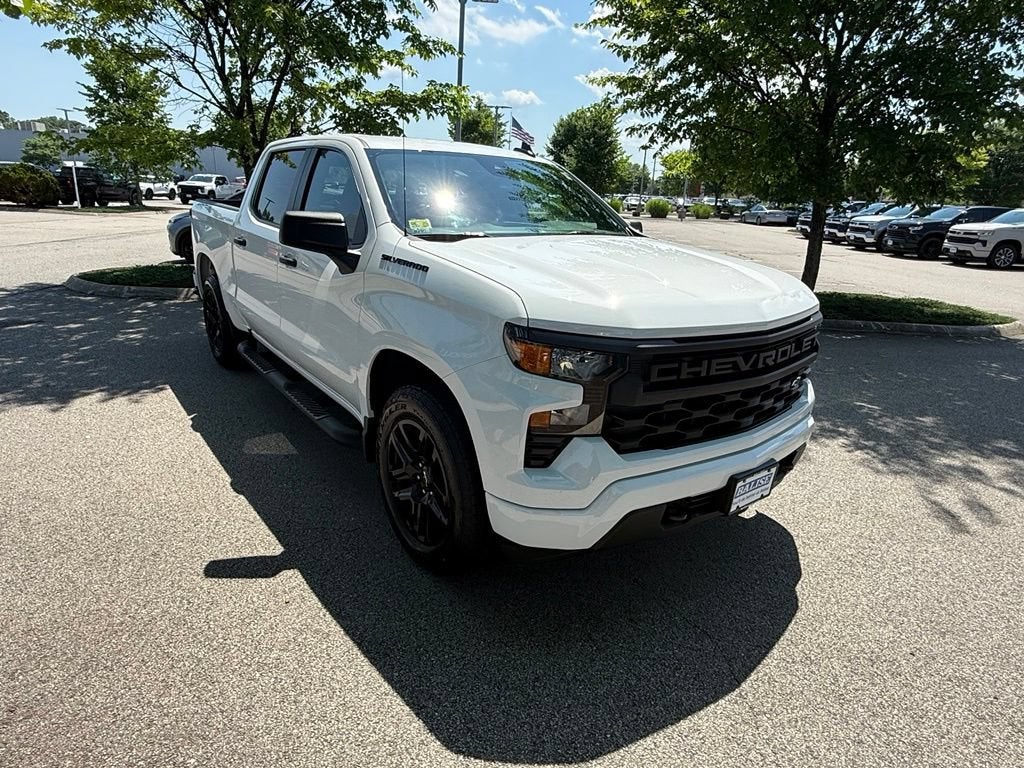 2024 Chevrolet Silverado 1500 Custom