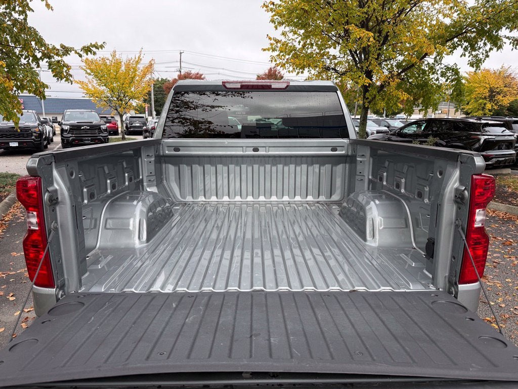 2025 Chevrolet Silverado 1500 LT (2FL)