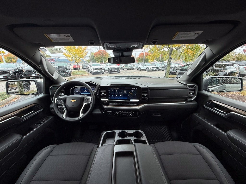 2025 Chevrolet Silverado 1500 LT (2FL)