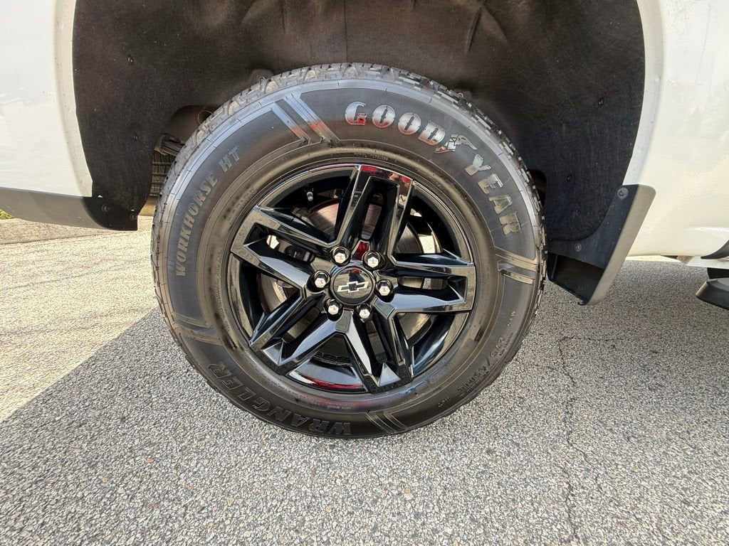 2021 Chevrolet Silverado 1500 Custom Trail Boss