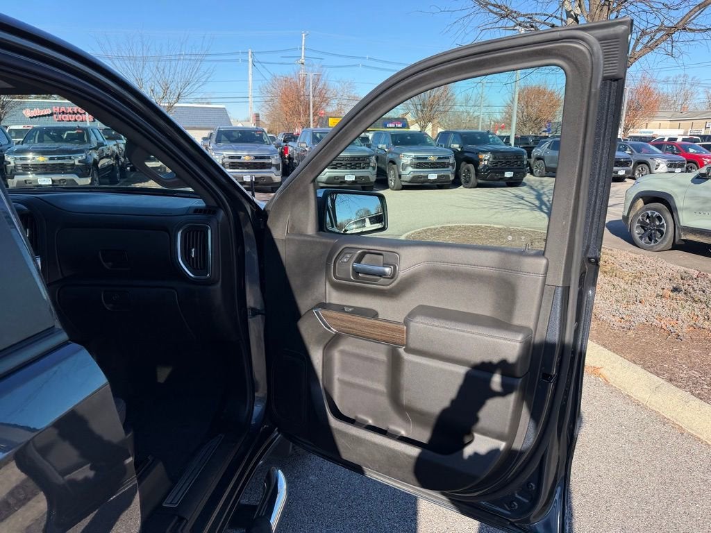 2022 Chevrolet Silverado 1500 LTD LT (2FL)