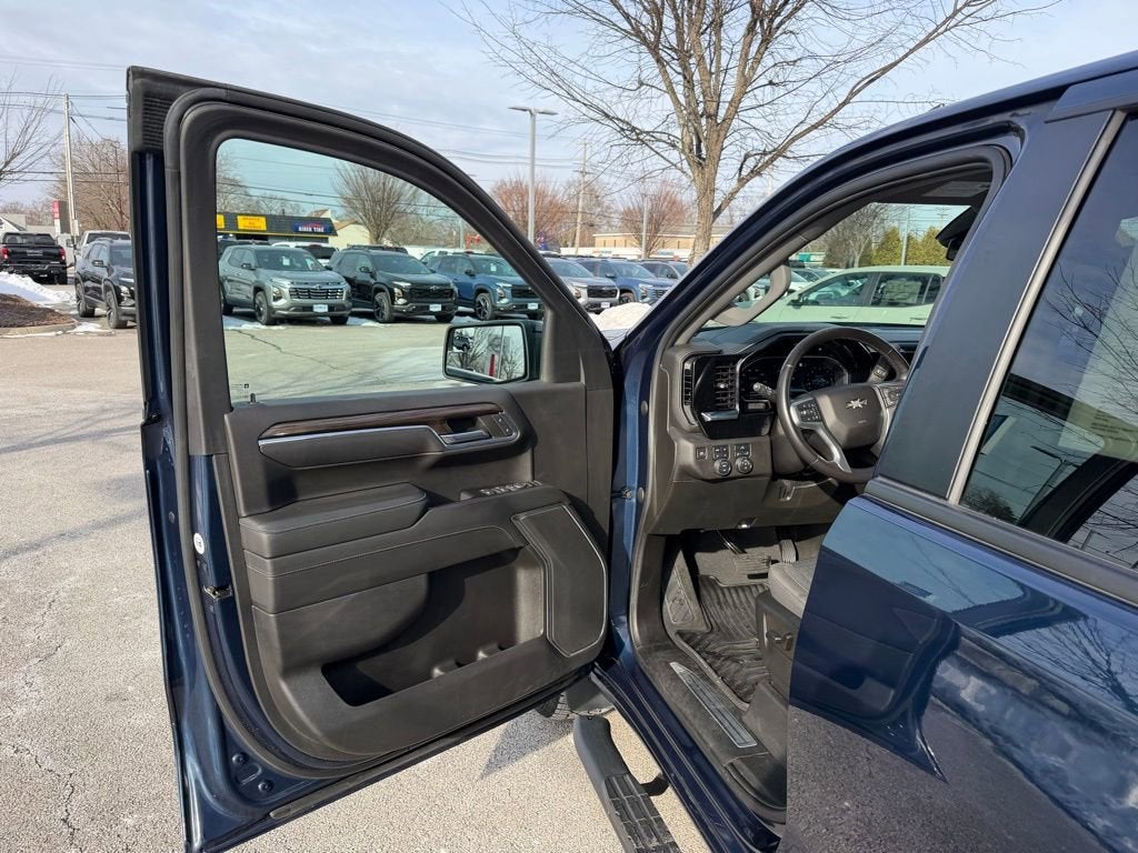 2022 Chevrolet Silverado 1500 RST