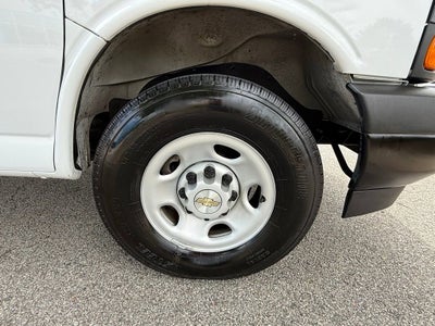 2025 Chevrolet Express Cargo WT