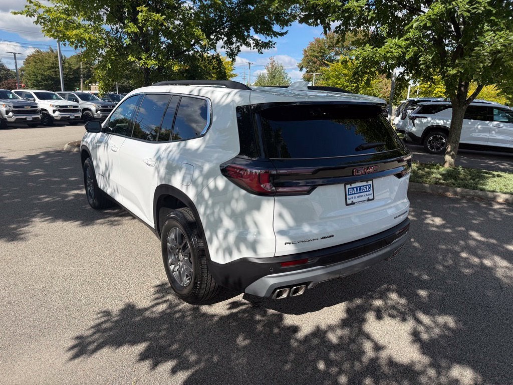 2026 GMC Acadia Elevation