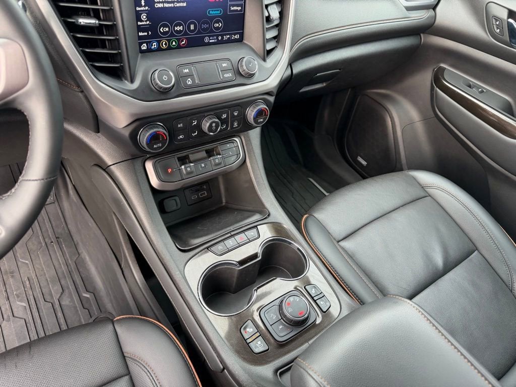 2023 GMC Acadia AT4