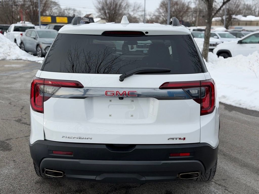 2023 GMC Acadia AT4