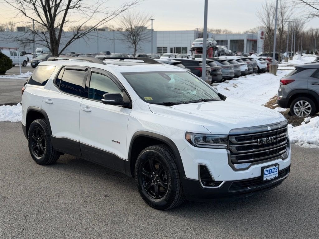 2023 GMC Acadia AT4