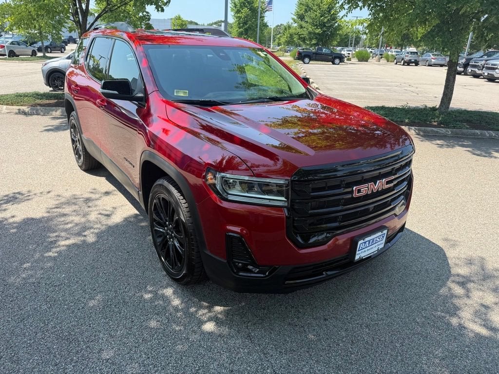 2023 GMC Acadia SLT