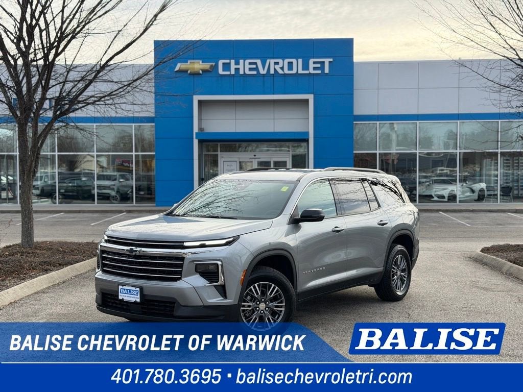 2025 Chevrolet Traverse LT