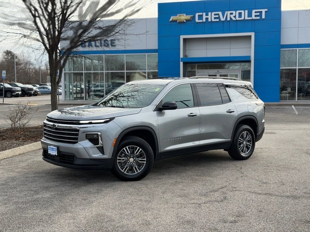 2025 Chevrolet Traverse LT