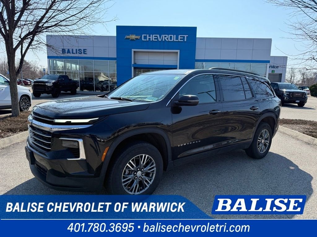 2025 Chevrolet Traverse LT