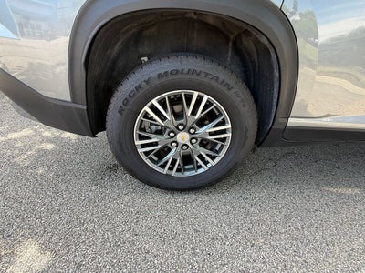 2025 Chevrolet Traverse LT