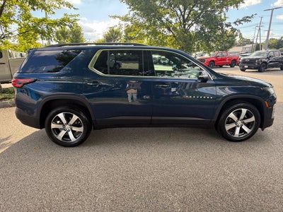 2023 Chevrolet Traverse LT Leather