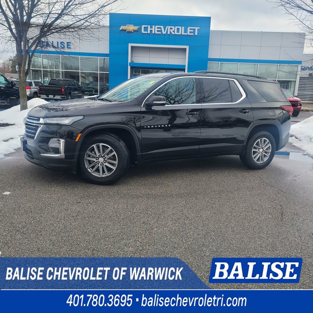 2023 Chevrolet Traverse LT Leather