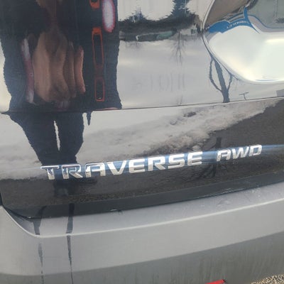 2023 Chevrolet Traverse LT Leather