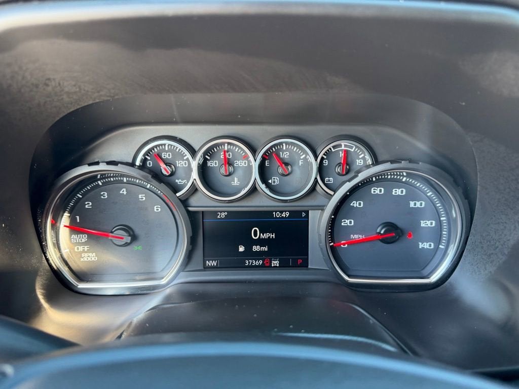 2023 Chevrolet Suburban LS