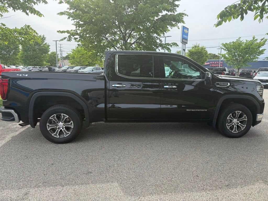 2025 GMC Sierra 1500 SLT