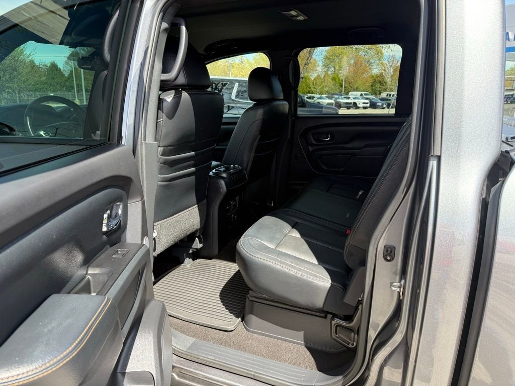 2018 Nissan Titan SL