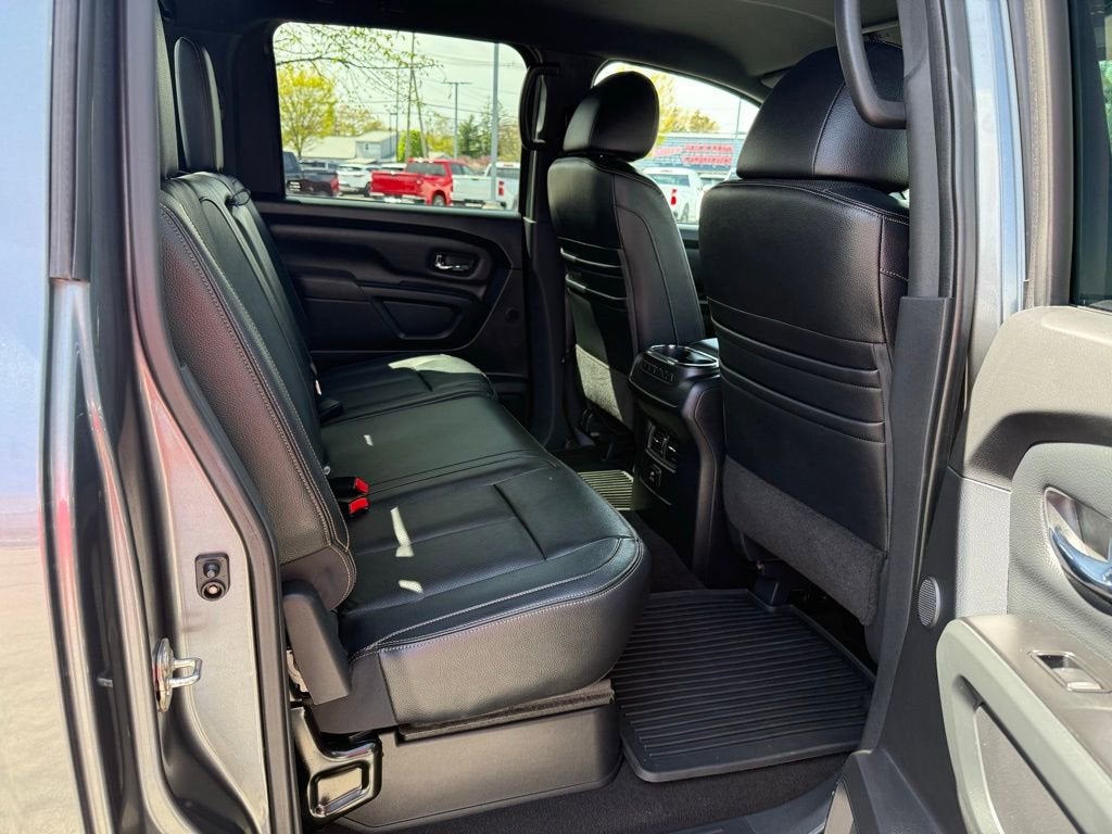 2018 Nissan Titan SL