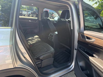2024 Volkswagen Atlas 2.0T SEL Premium R-Line