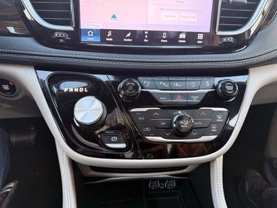 2022 Chrysler Pacifica Limited