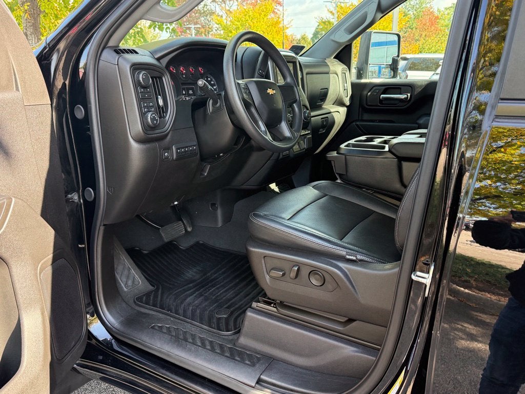 2024 Chevrolet Silverado 2500 HD Custom