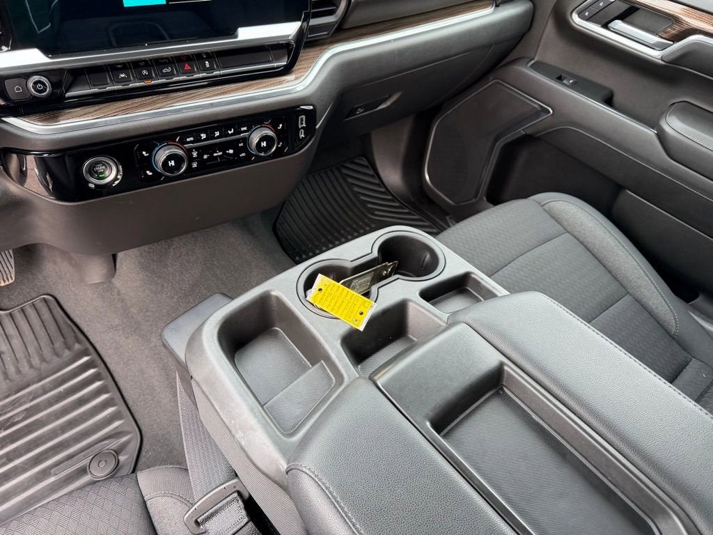 2022 Chevrolet Silverado 1500 LT (2FL)