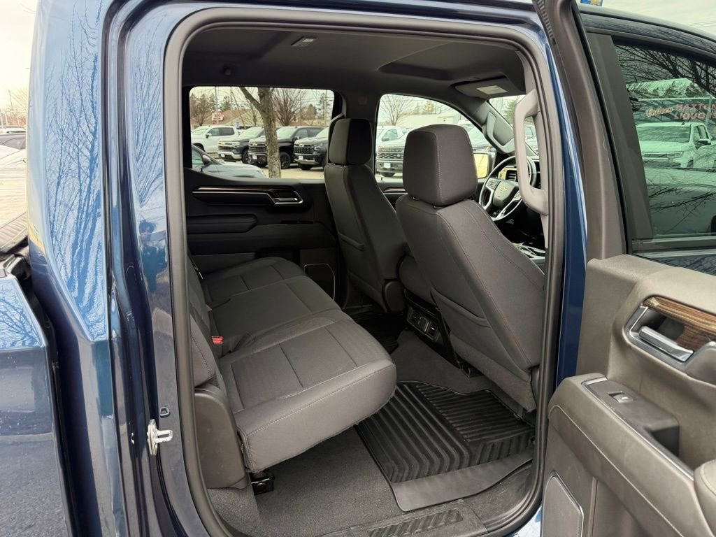 2022 Chevrolet Silverado 1500 LT (2FL)