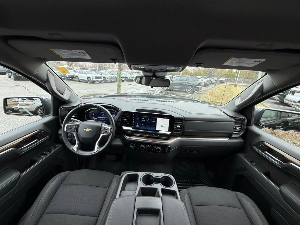 2024 Chevrolet Silverado 1500 LT (2FL)