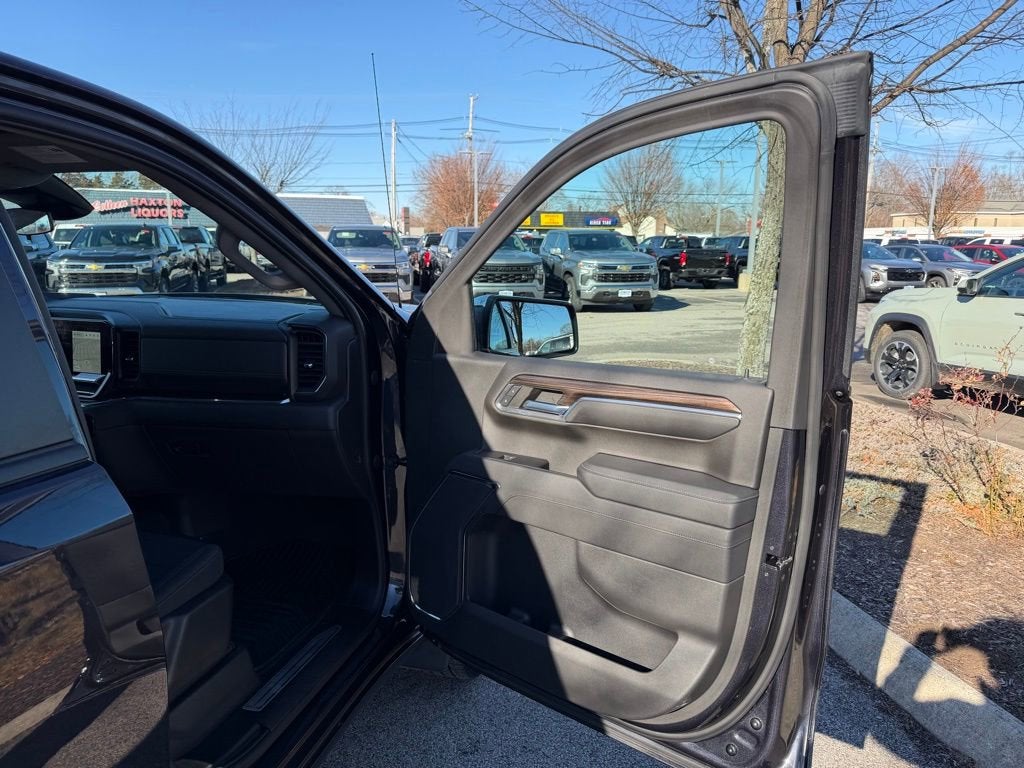 2023 Chevrolet Silverado 1500 LT (2FL)