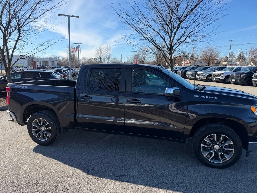 2023 Chevrolet Silverado 1500 LT (2FL)