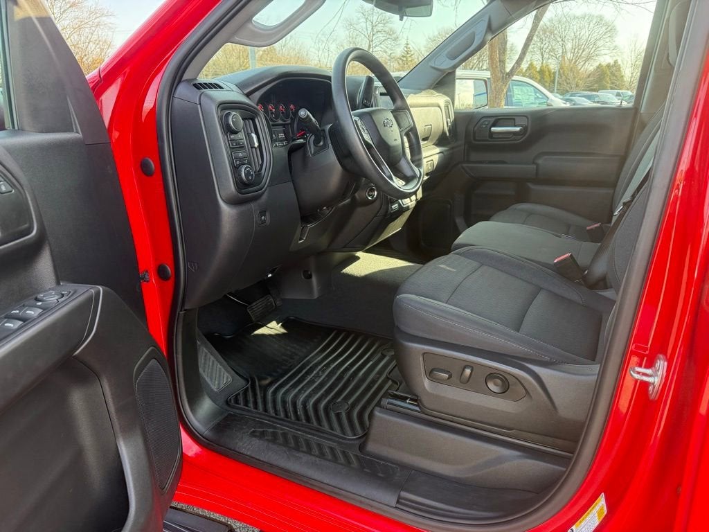 2023 Chevrolet Silverado 1500 Custom Trail Boss