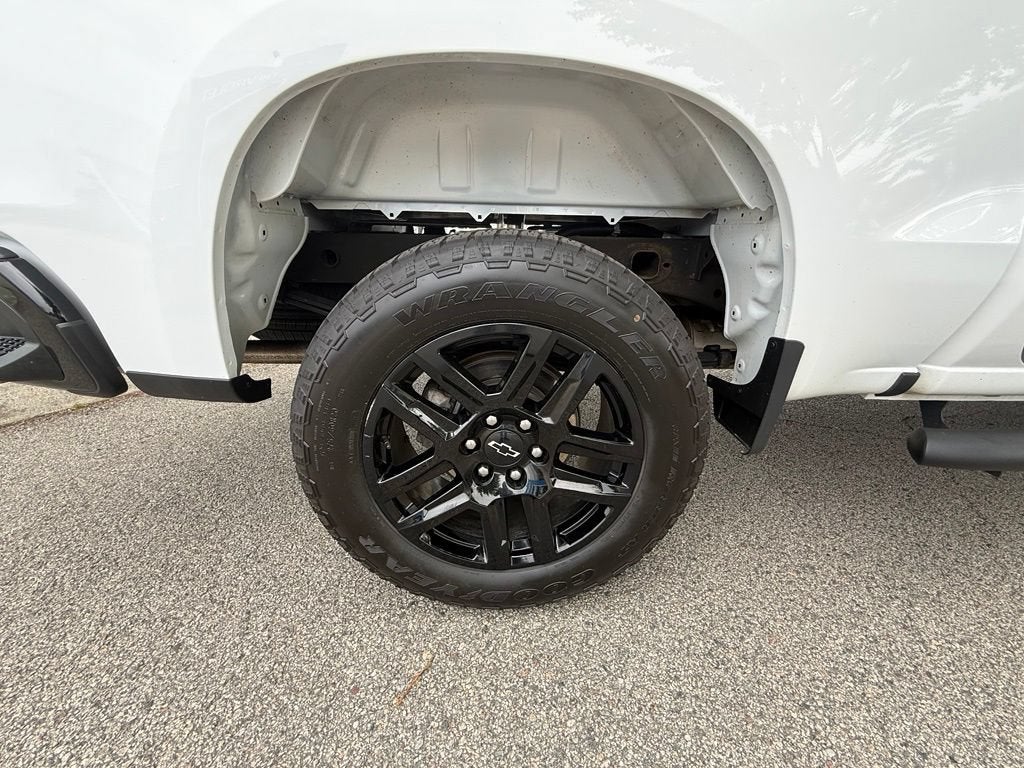 2023 Chevrolet Silverado 1500 Custom Trail Boss