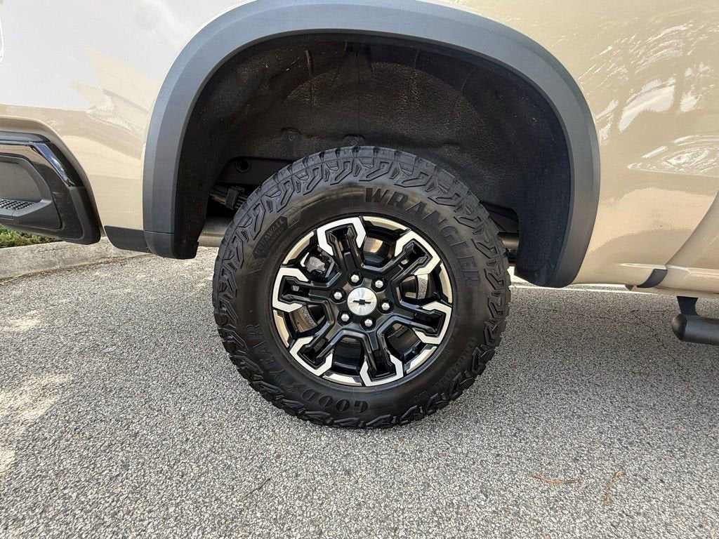 2023 Chevrolet Silverado 1500 ZR2