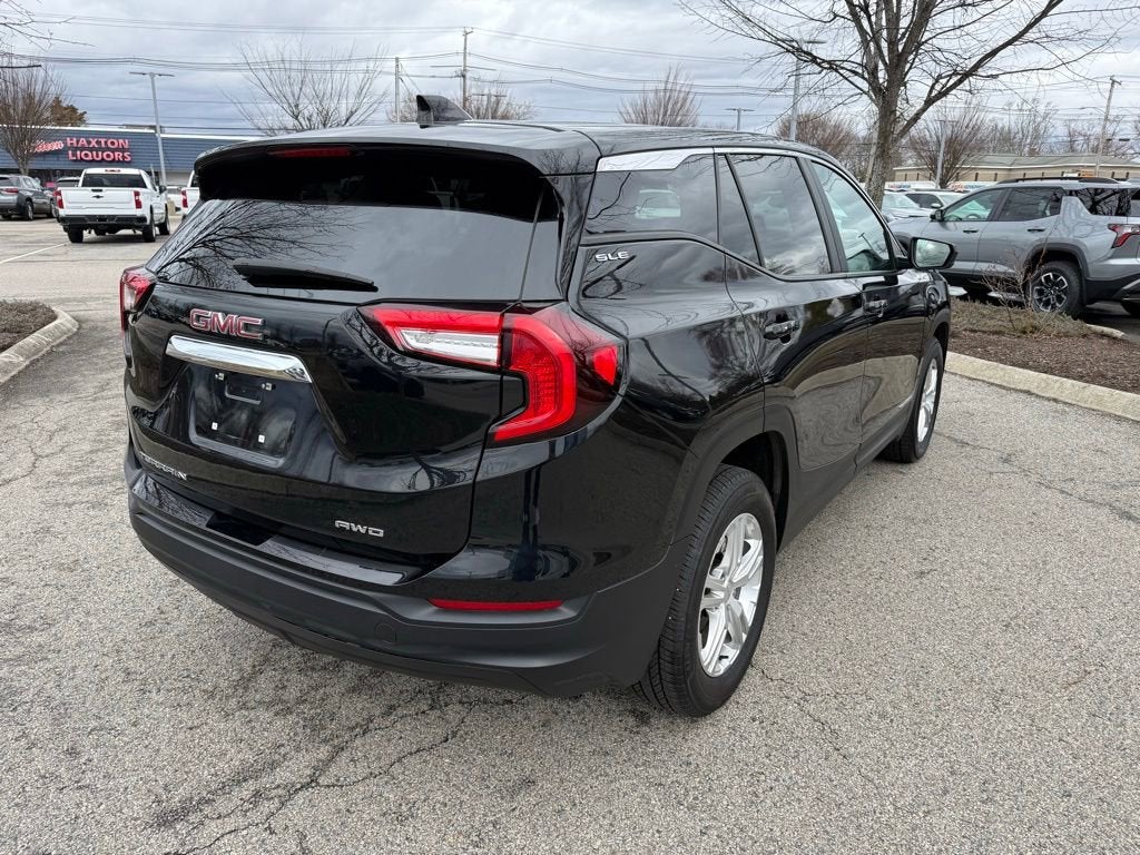 2024 GMC Terrain SLE