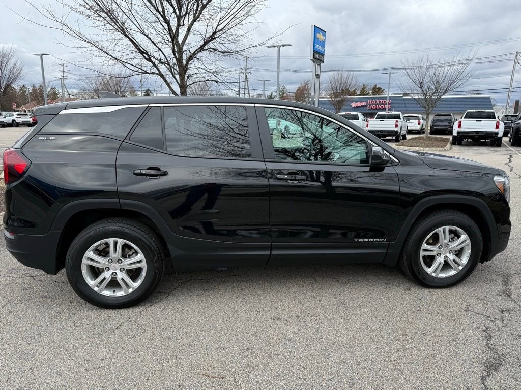 2024 GMC Terrain SLE