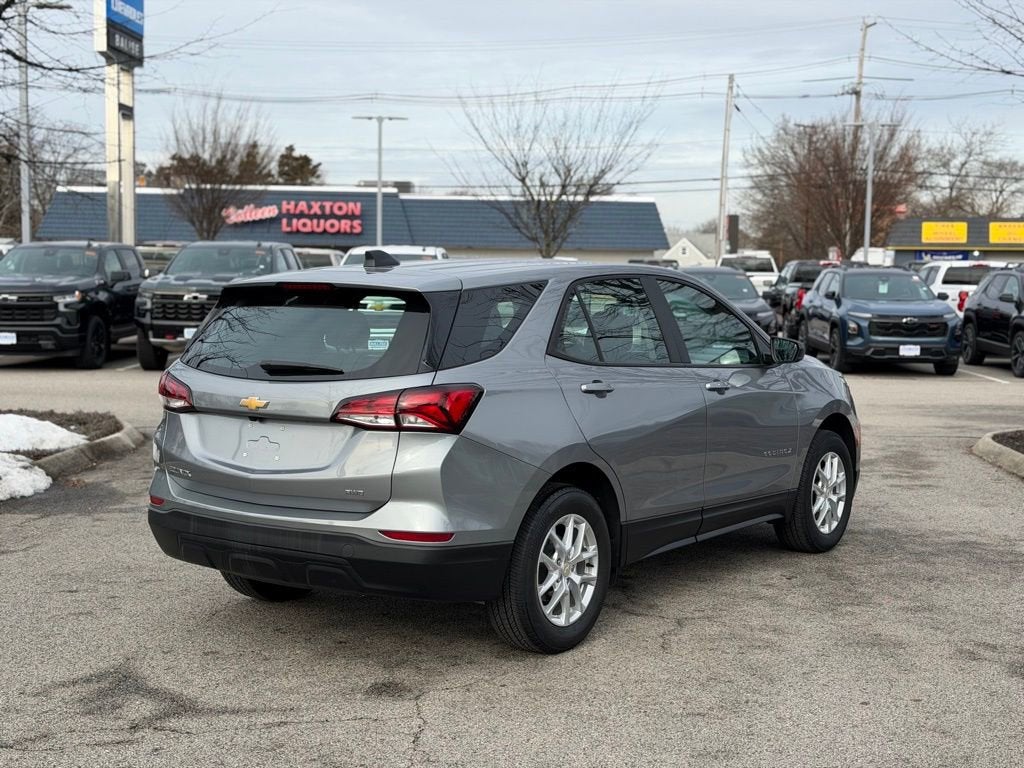 2024 Chevrolet Equinox LS