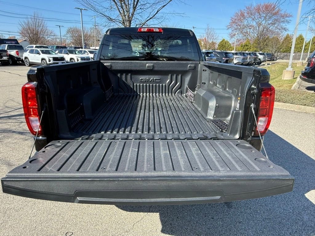 2025 GMC Sierra 1500 Pro