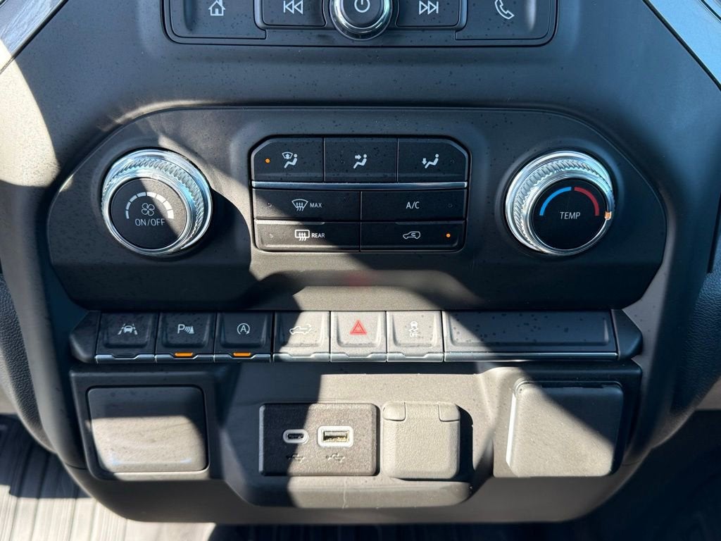 2025 GMC Sierra 1500 Pro