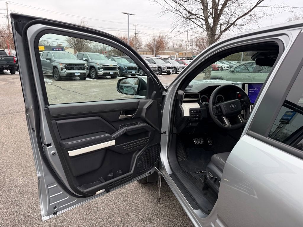 2024 Toyota Tacoma 4WD SR5