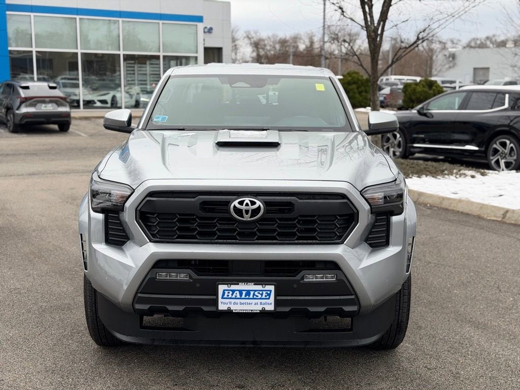 2024 Toyota Tacoma 4WD SR5